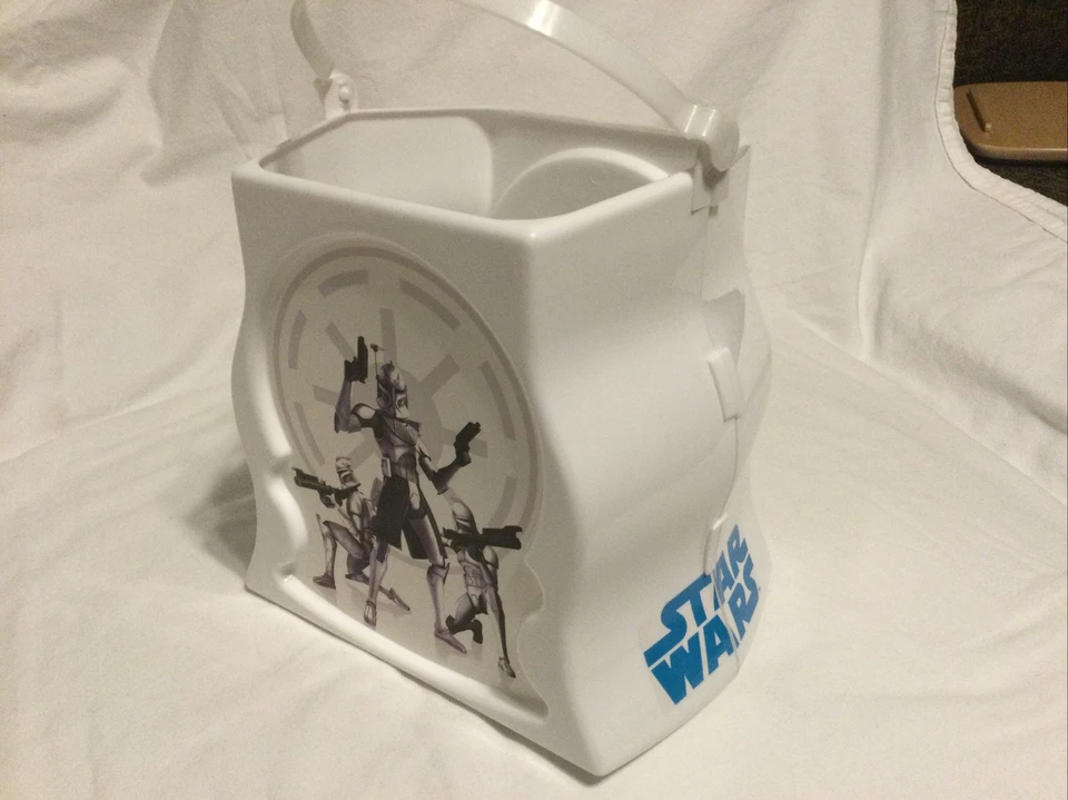 Cubo cubo de truco/trato Star Wars Rubies Costume Co Clonewars - Excelente estado Foto 2 de 4