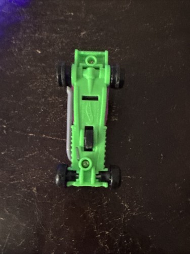Hot Wheels Joker Roadster - Picture 4 of 4