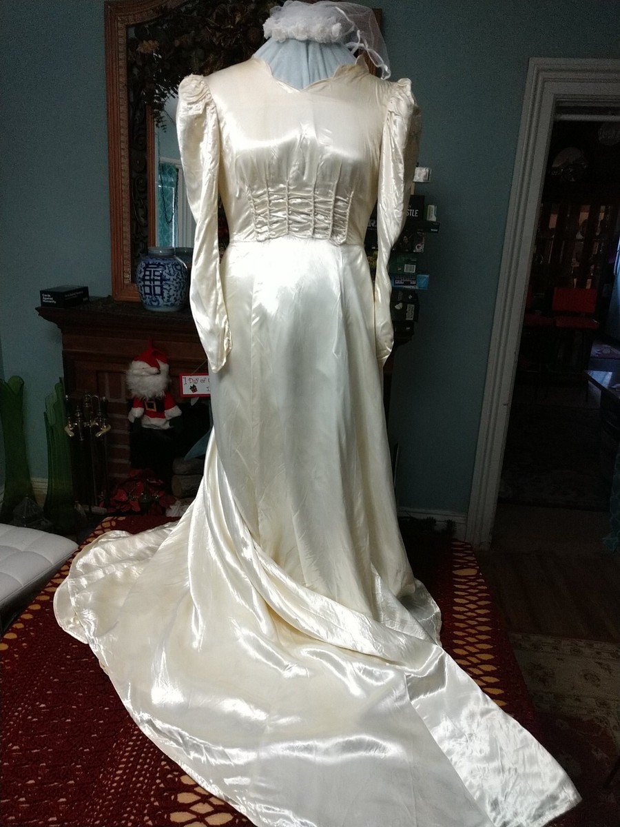 Gorgeous 1930's-40's liquid satin wedding gown with long train no lace or  beads