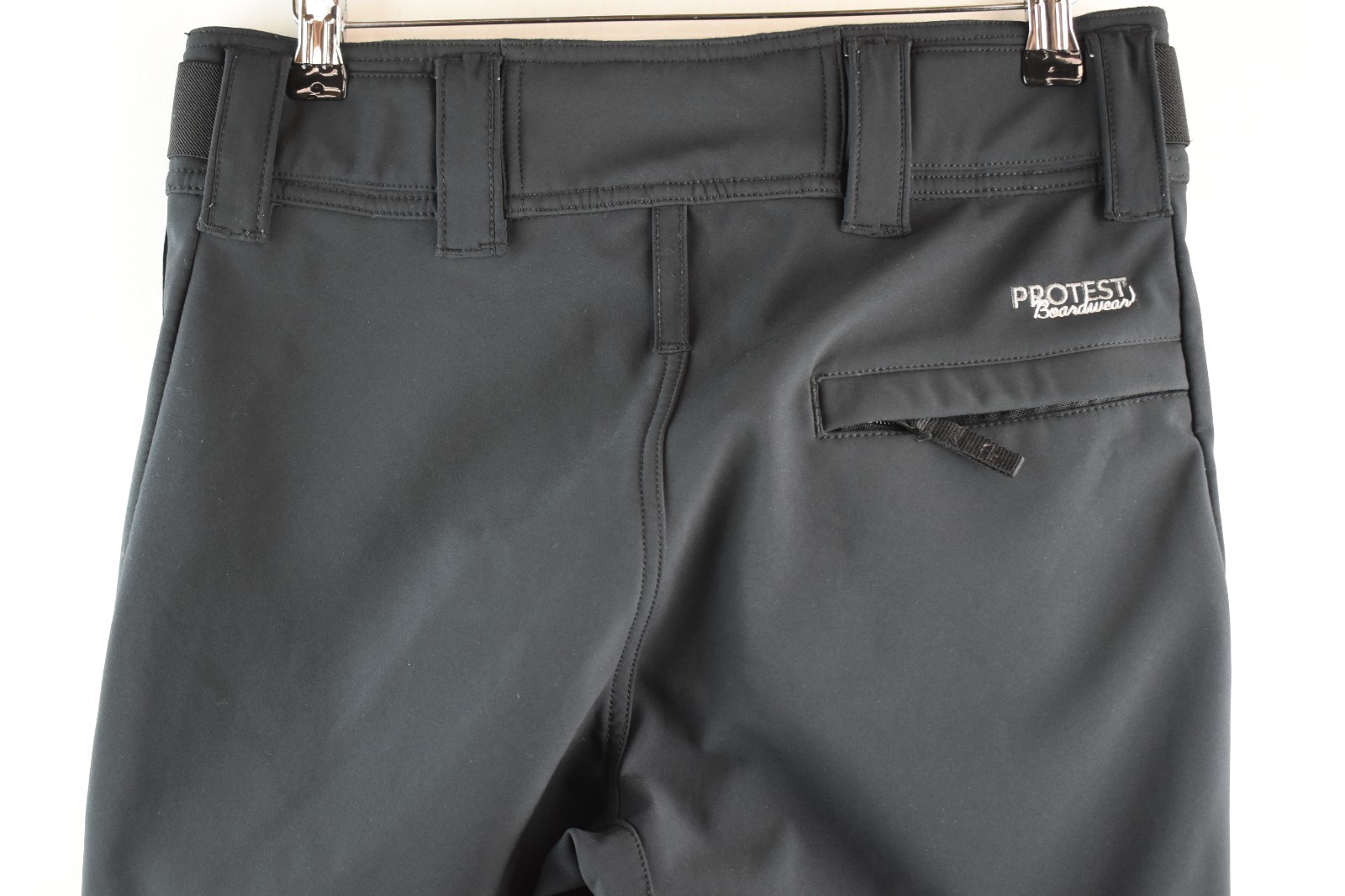 Protest Womans Geotech Softshell Skiing Snowboard… - image 5