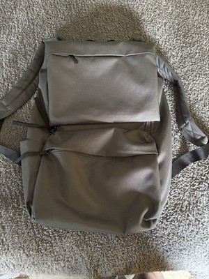 EVERLANE The ReNew Transit Backpack - Slate Grey Travel Work Go Bag Minimalist