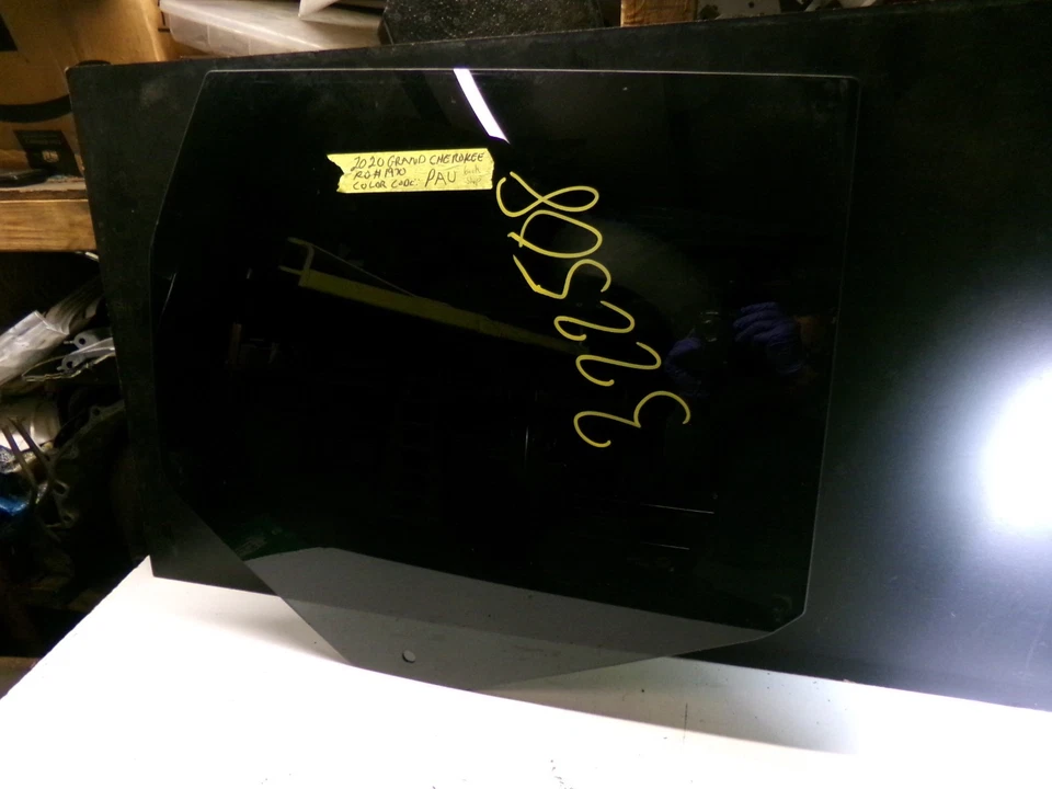 Mopar Rear Right Door Window Glass 43R-000265 2011-2020 Jeep Grand Cherokee - Image 4 of 4