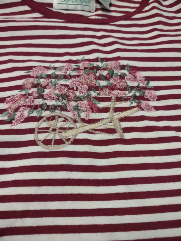 Top corto vintage Shenanigans floral a rayas mediano cabaña bohemio Foto 2 de 4