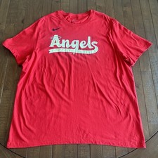 Los Angeles Angels Collecting and Fan Guide 18
