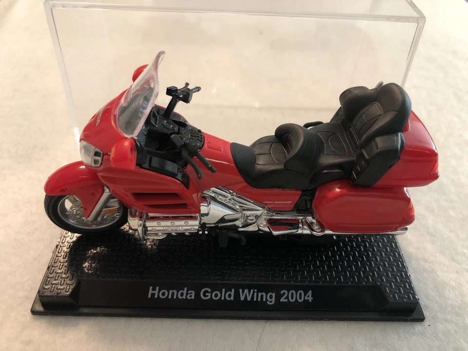 1/24 Scale Mini Honda Gold Wing 2004 Motorcycle Model Toy Bike Acrylic Box Red - Image 2 of 4