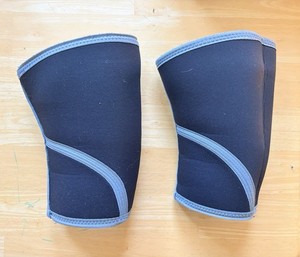 Mens Titan powerlifting Knee Sleeves Size-M