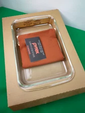 Pyrex Glass Baker In A Hammock 3 Quart Casserole Dish Pan 13 X 9” NEW OPEN BOX