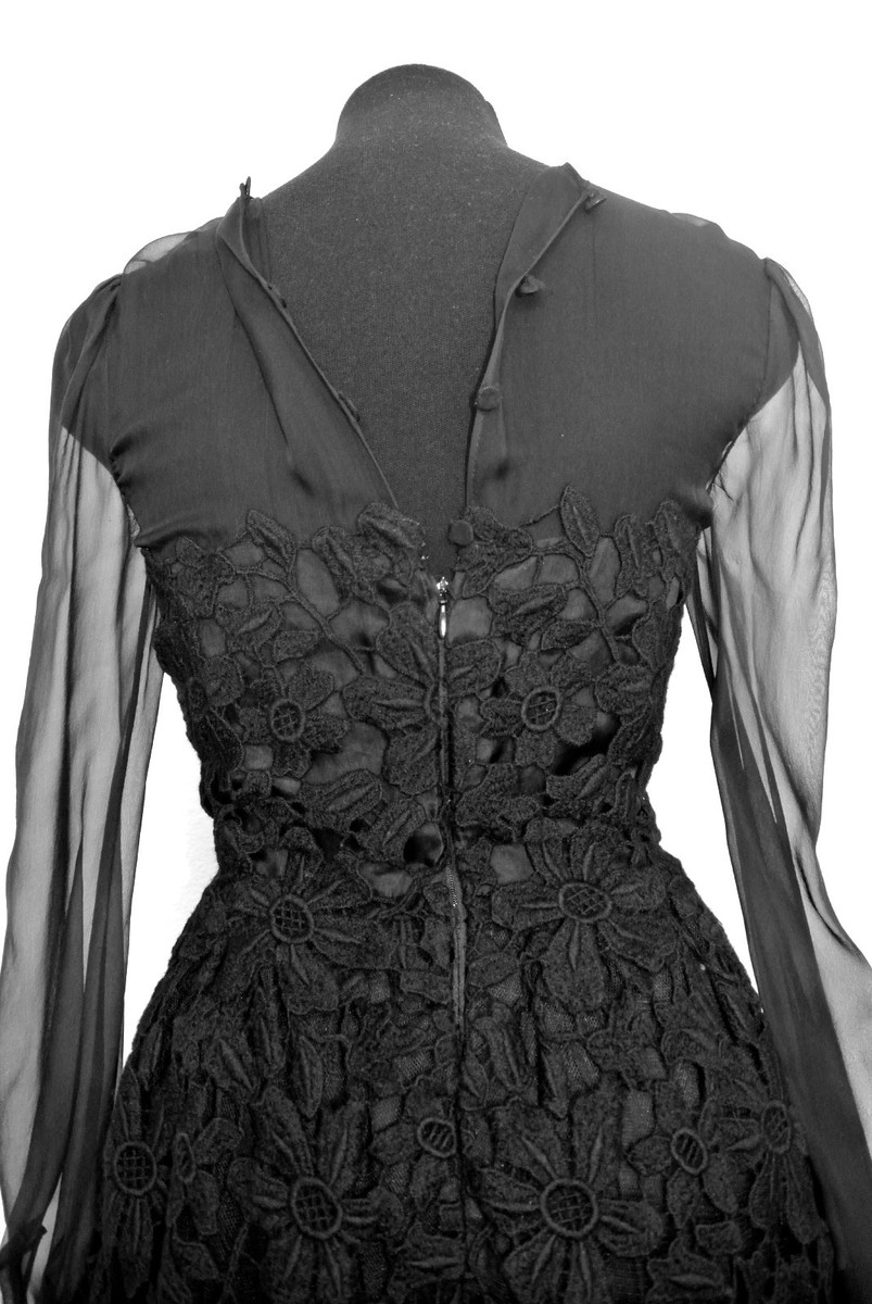 Valentino Long-sleeved, Ankle-length, Round necked Black Valentino Long-sleeved, Ankle-length, Round necked Black