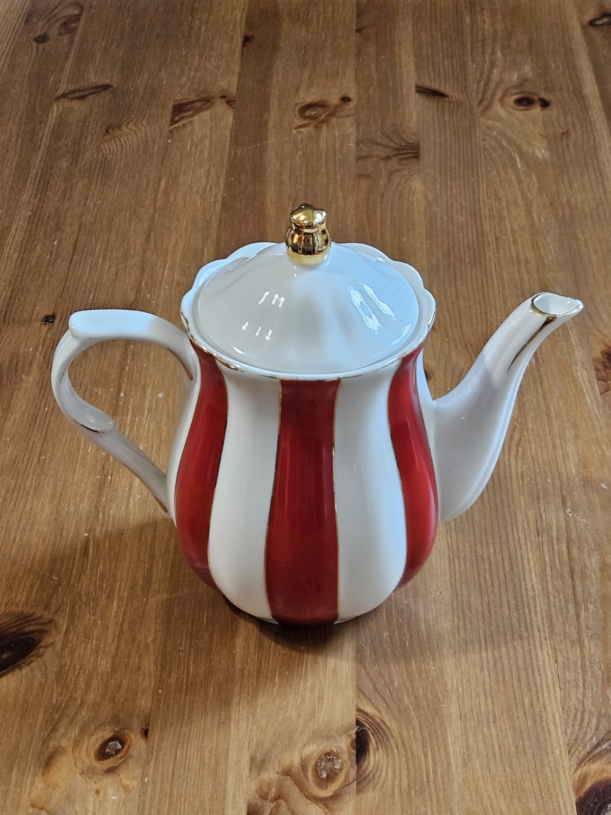 Grace Teaware Porcelain Red & White Stripe Tall Teapot Gold Scallop Trim 8" Tea