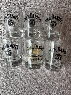 6 JACK DANIELS (Old No 7 brand), shot glass collection, very nice FREE SHIPPING.