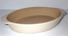 The Pampered Chef #1316 Stoneware Oval Baking Dish Baker Vanilla Glaze 8" x 6"