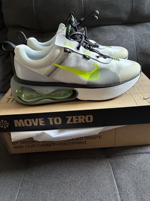 Size 7 (GS) Nike Air Max 2021 Low Summit White Volt, Brand new.