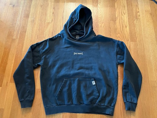 Young LA "Free Smoke" Black Heavyweight Hoodie Size Large Faded Distress