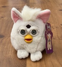 VTG Furby Buddies BIG HUG White Plush Bean Bag Tiger NOT Electronic W/ Tag 1999