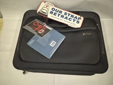 Solo Smart Strap Laptop Case Briefcase CLA308-4 Padded Fits Laptops Upto 16"