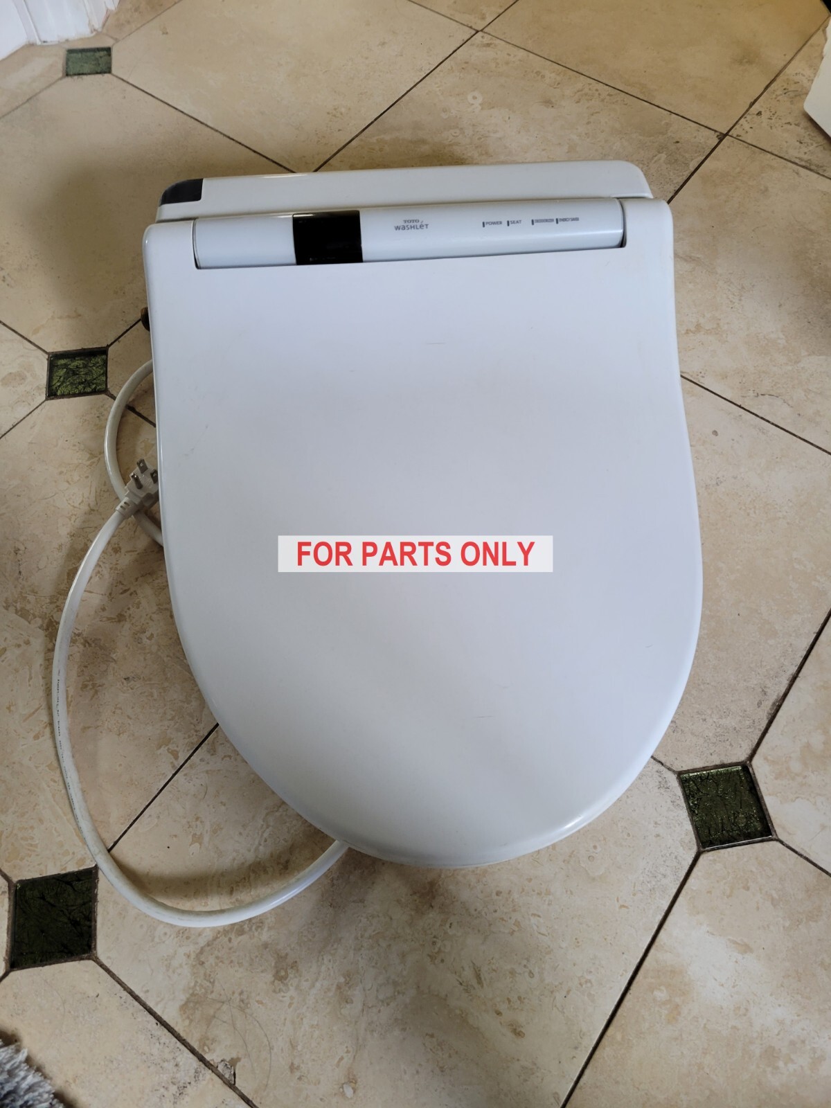 TOTO S300 Washlet Bidet Toilet Seat (water does not heat use for