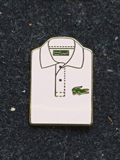 Pin's Polo Lacoste Rose Pâle  Argté Roland Garros Arthus Bertrand