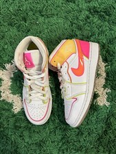 Nike Air Jordan 1 Mid GS Edge Glow White Pink Blast CV4611-100 Youth Size 5.5Y