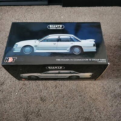 1:18 Biante Peter Brock HDT VK SS GROUP 3 Commodore in Alpine