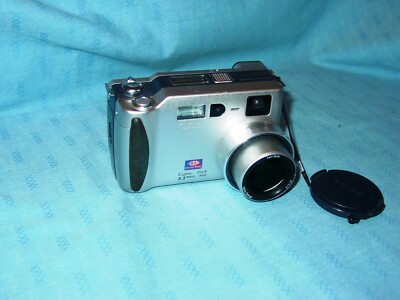 SONY   DSC   -  S 70         
