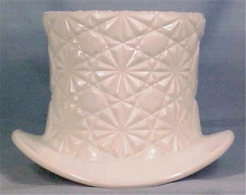 Westmoreland Top Hat Figurine Milk Glass Daisy & Button Vintage Decorative