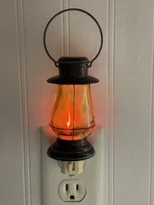 Vintage Lantern Night Light w/ Flickering Flame Effect