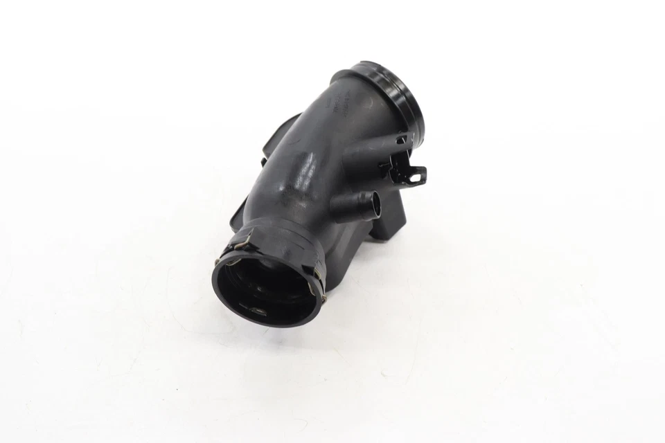 2017 - 2020 BMW 430I F32 ENGINE AIR INTAKE CLEANER RESONATOR OEM 13718601681 - Image 2 of 4