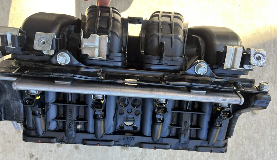 Colector de admisión de aire deportivo Mitsubishi Outlander 2011-2020 con carrocería de acelerador 2,0 Foto 3 de 4