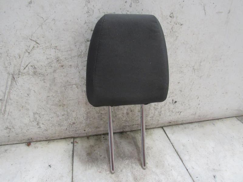 Ford Fiesta 2016 reposacabezas derecho Foto 2 de 3