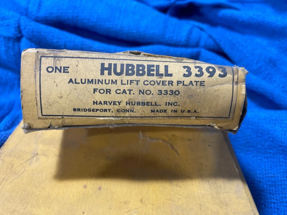 1 INTERRUPTOR DE PLACA DE ALUMINIO FUNDIDO HUBBELL 3393 O CUBIERTA DE RECEPTÁCULO INDIVIDUAL Foto 2 de 4