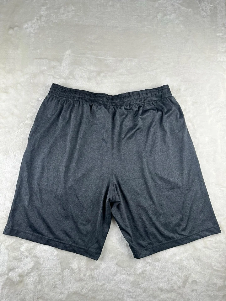 Men’s Fila Shorts - Image 3 of 4