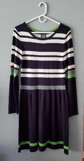 vince camuto green sweater dress Vince Camuto Women's Puff Sleeve Sweater Dress with Keyhole Neck, Green,  Small : Amazon.ca: Clothing, Shoes & Accessories