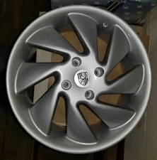 SET OF 4, SILVER, 16X7,  4-4.5, OFFSET 35mm. PLEASE CONTACT TO CONFIRM FITTING