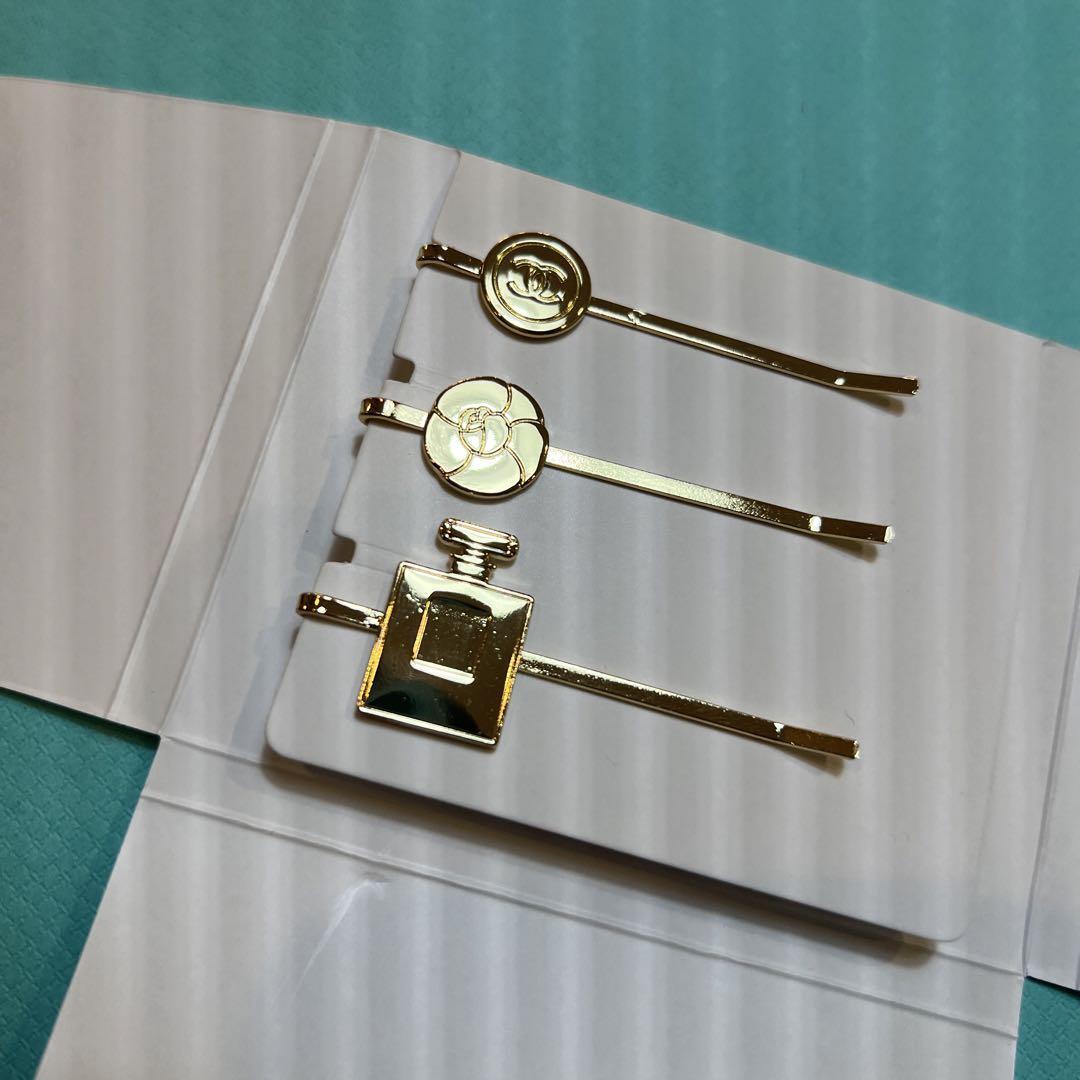 set of 3 Chanel Authentic CC Hair Pin Accessories COCO