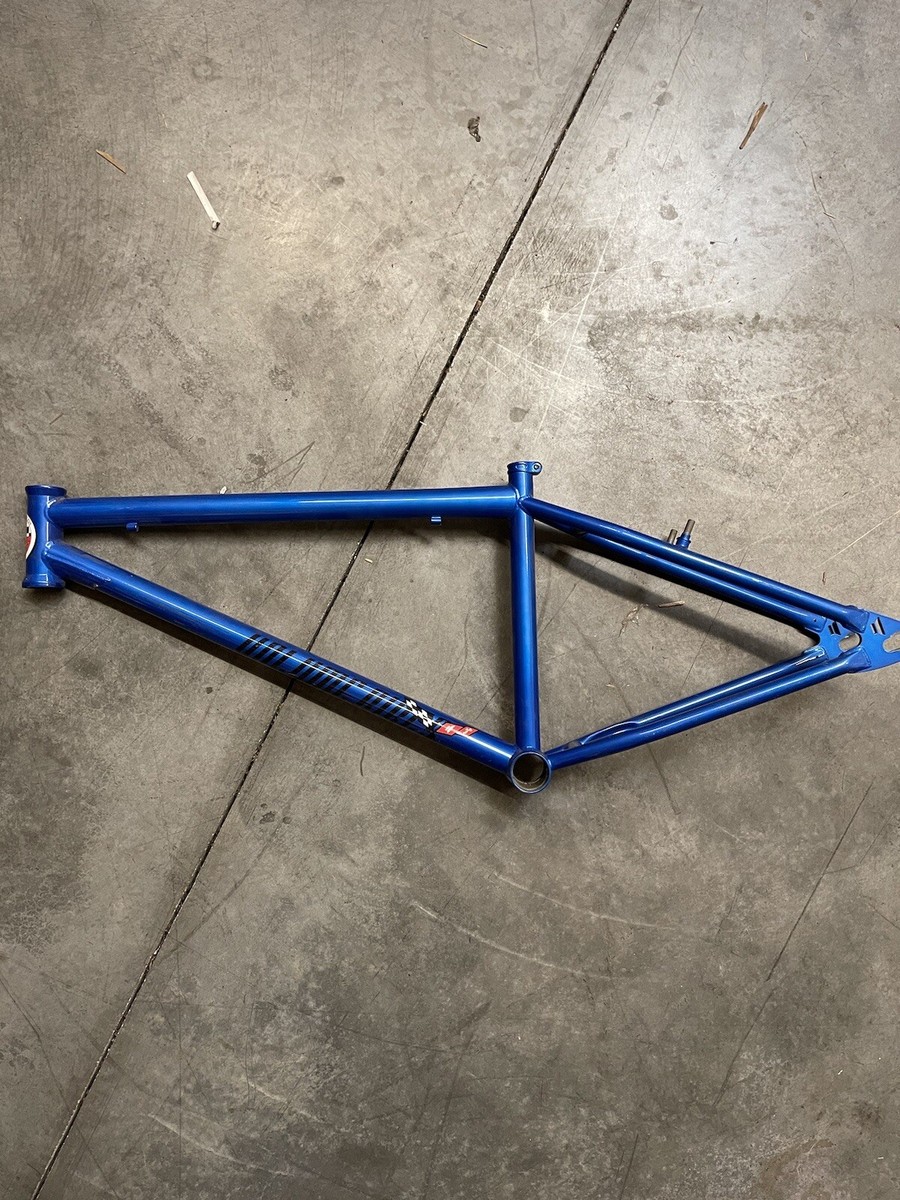 BMX volume bikes district 2015年モデル BMX volume bikes district 2015年モデル - メルカリ