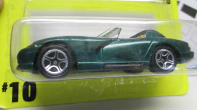 1997 Matchbox #10 DODGE VIPER RT/10 dark green 