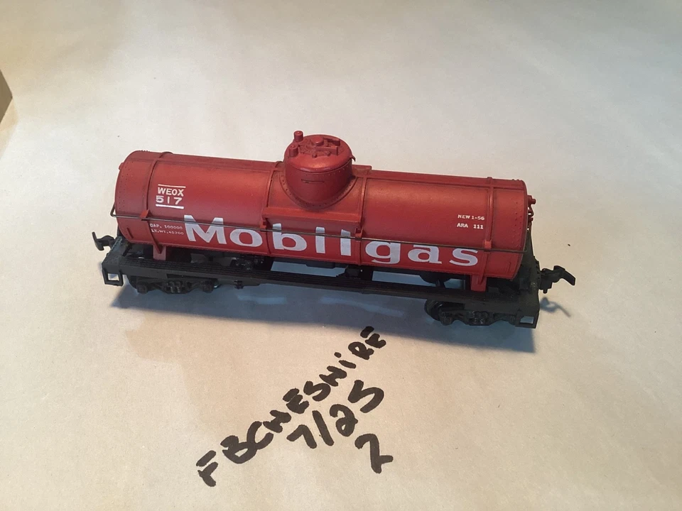 Coche cisterna de gasolina móvil Gilbert HO #517 de colección en caja Varney Foto 3 de 4