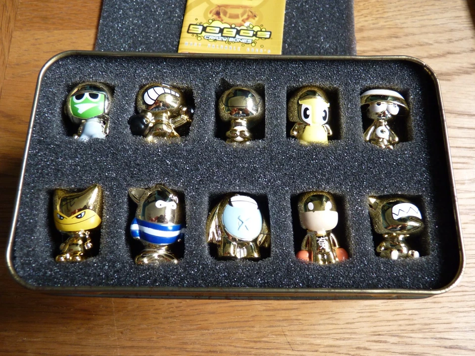 Gogo's Crazy Bones Gold Series Part 1 Limited Edition Tin Plus TOP TRUMPS - Image 3 of 4