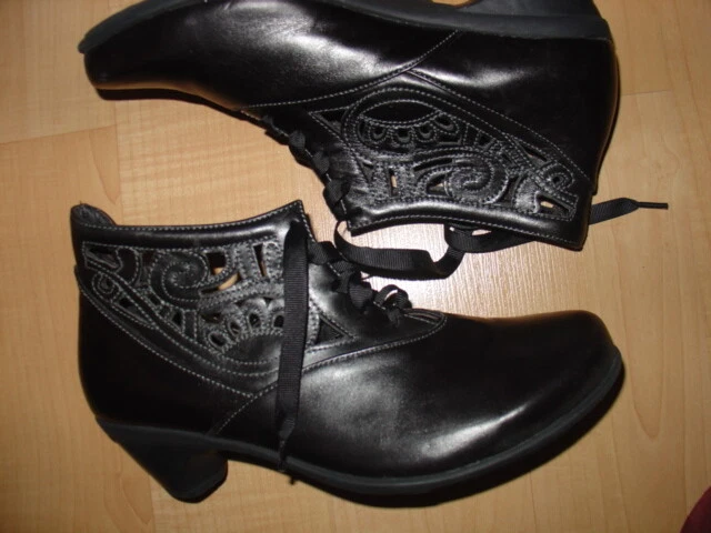 Naot black cheap boots
