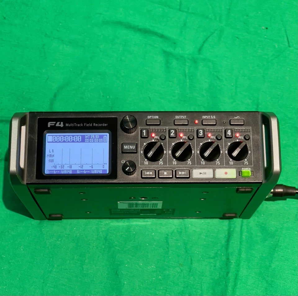 ZoomF4 MultiTrack Fld Recorder + Sennheiser XSWDigital Wireless-Pro Audio Bundle - Image 2 of 4