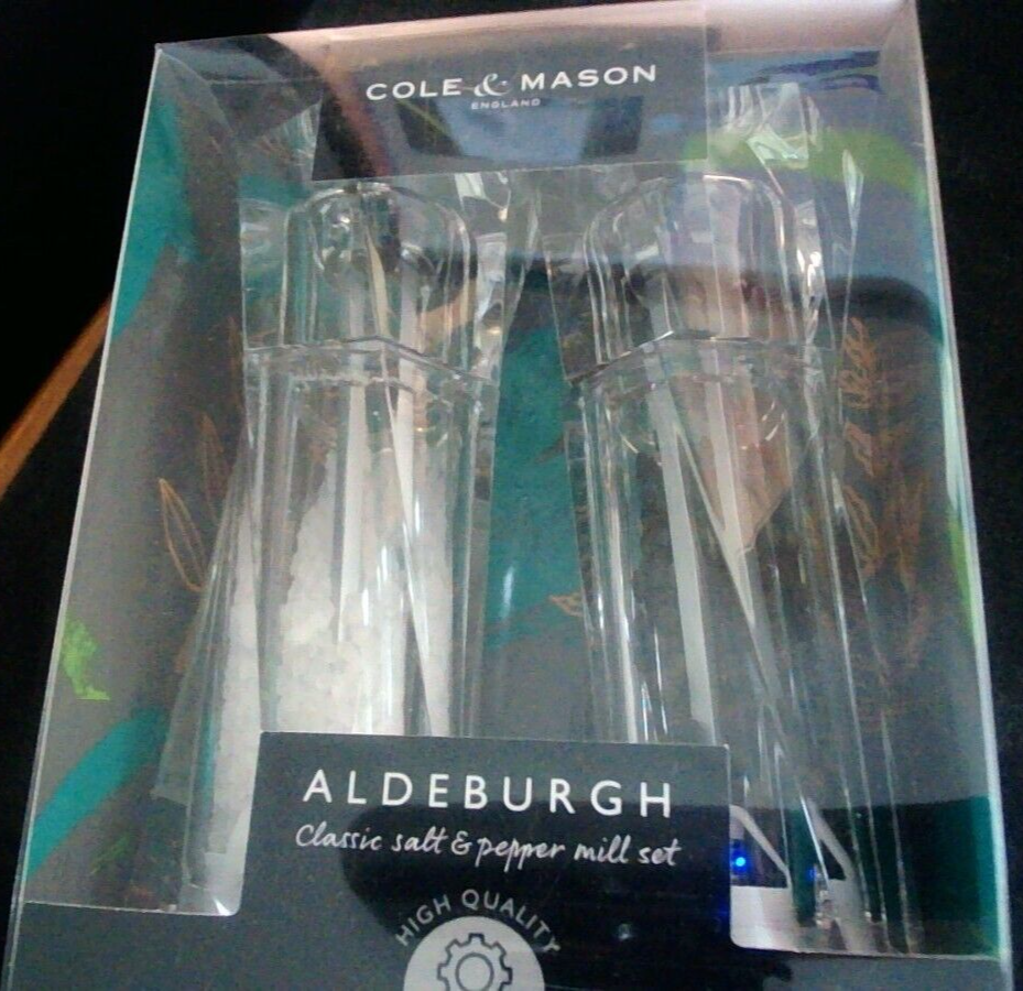 Cole & Mason: Aldeburgh Classic Salt & Pepper Mill Set. Clear. Adjust the grind.