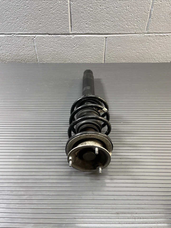 2008-2015 BMW X1 E84 Front Left Complete Strut Shock Absorber Spring OEM - Image 4 of 4