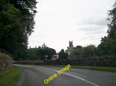 Foto 6x4 Die R164 schlängelt sich nach Norden zum Dorf Moynalty c2013