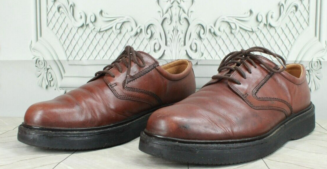 ECCO Men's Brown Leather Vibram Sole 