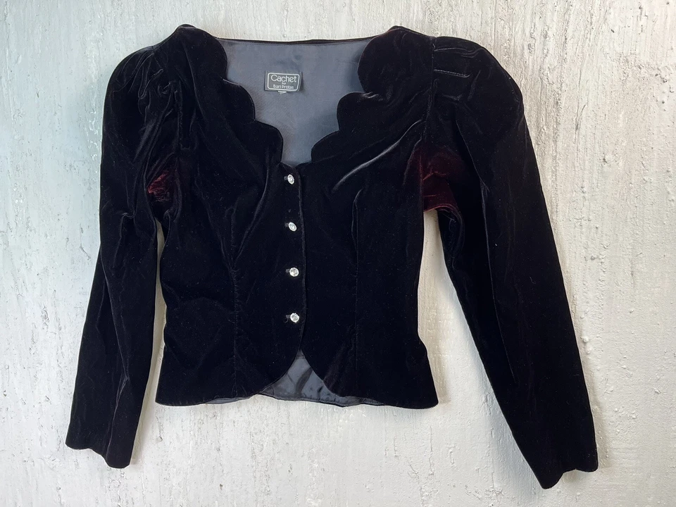 Blusa Blazer Vintage Cachet Bari Feminina Tamanho 6 Protas Veludo Vermelho Preto Vitoriano - Imagem 4 de 4