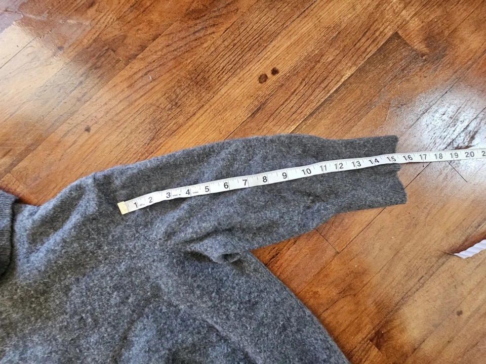 Neiman Marcus 100% Cashmere Turtleneck Cozy Gray 3/4 Sleeves Sweater Sz 1X - Image 2 of 4