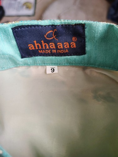 Boys Turquoise And Gold Sherwani 3-Piece Suit Size 6/7 With Pocket Brooch - Picture 6 of 7