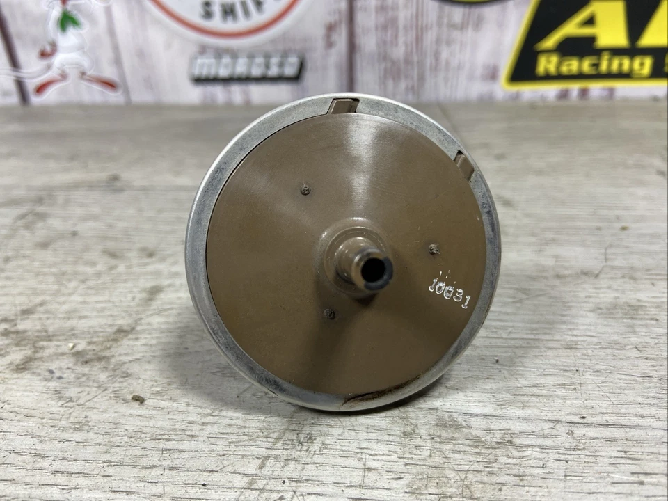 Оригинальный вакуумный модулятор 18112-60B00 Geo Tracker Metro Suzuki Sidekick Swift EGR - Изображение 3 из 4