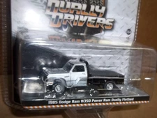 CHASE 1985 Dodge Ram W350 Power Ram Dually Flatbed 1:64 Model Greenlight 46120B