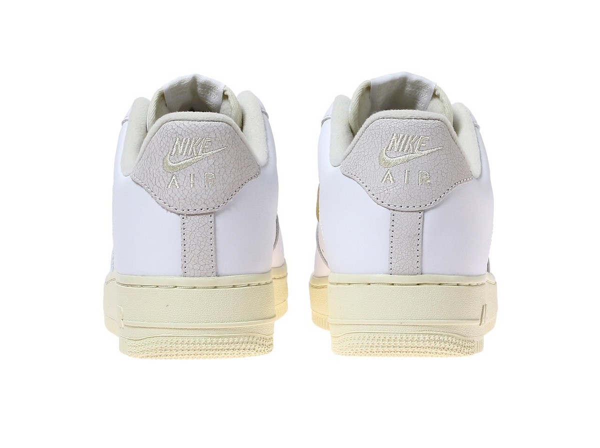 NIKE ホワイトパラン DC8894-100] Nike Air Force 1 '07 LX White Pale Vanilla